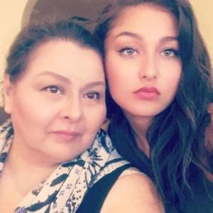 Meet your Posher, Monica